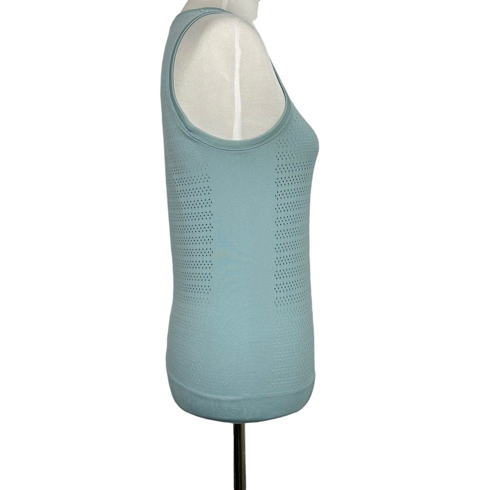 Lululemon Womens Breeze By Muscle Tank II Squad Sz 4 Sea Frost Perforated - Picture 8 of 11